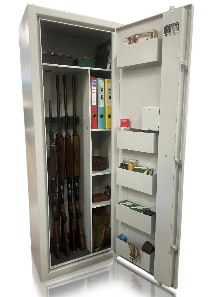 Suomi R16 -asekaappi